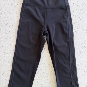 Lululemon Size 4 Cropped Leggings